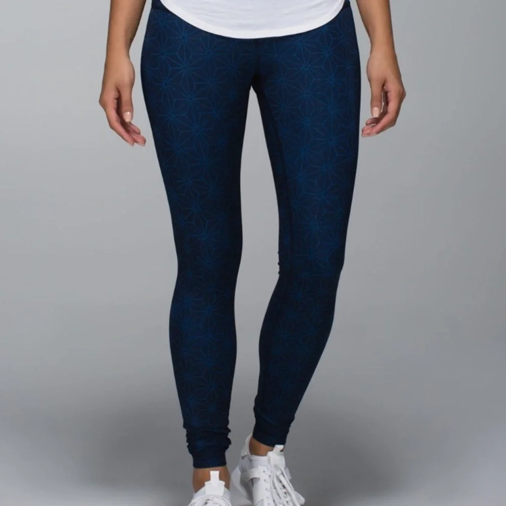 LULULEMON Wunder Under Pant Roll Down Size 6